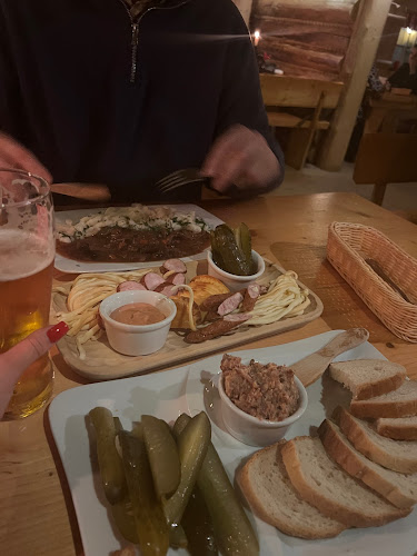 Szlak Papieski 219, 34-521 Ząb