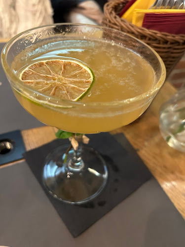 Comments and reviews of Hora de España