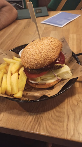 Zabytek Bistro&Bar - Gastronomia