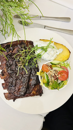 Opinii despre American House Baletowa Restauracja & Pokoje Gościnne în Warszawa - Gastronomia