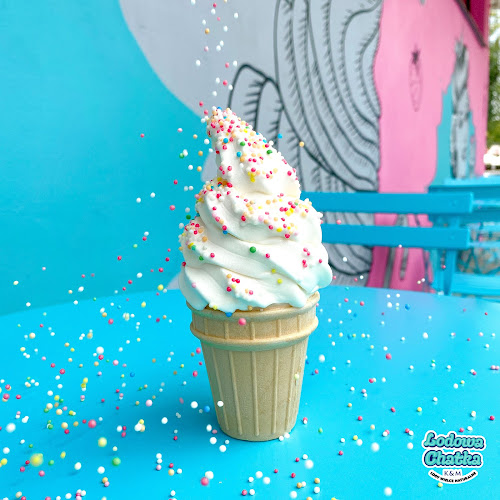 Lodowa Chatka Nowa Huta - Gastronomia