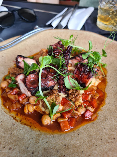 Estery 12, 31-056 Kraków