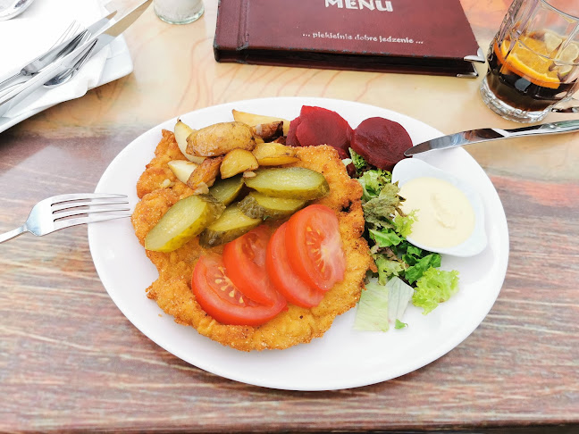 Rogata. Kuchnia lokalna. Kuchnia tradycyjna. Kuchnia beskidzka. Imprezy okolicznościowe.Rezerwacje firmowe. - Bielsko-Biała