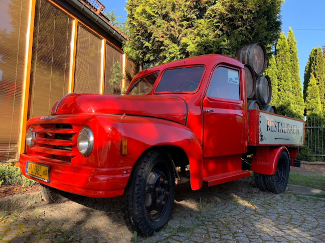 American House Baletowa Restauracja & Pokoje Gościnne - Gastronomia