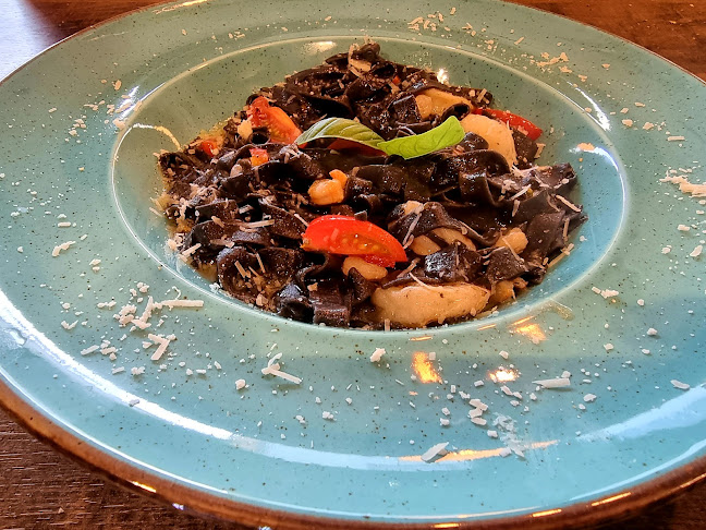 Niepodległości 1I, 14-200 Iława