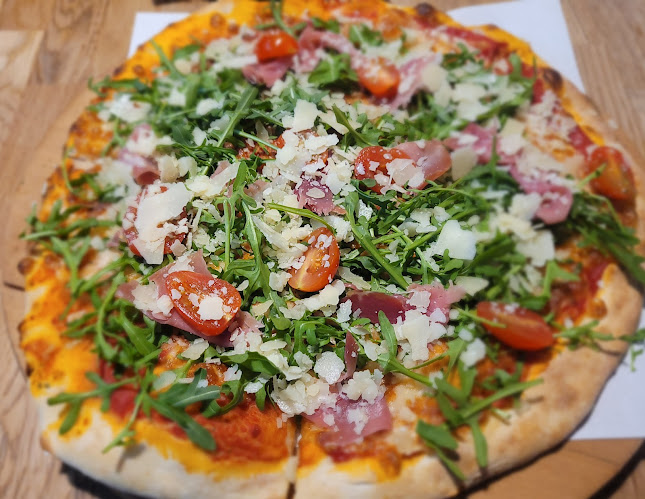 Punto Bianco Pizza - Gastronomia