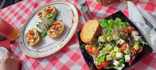 trattoriafamilia.business.site