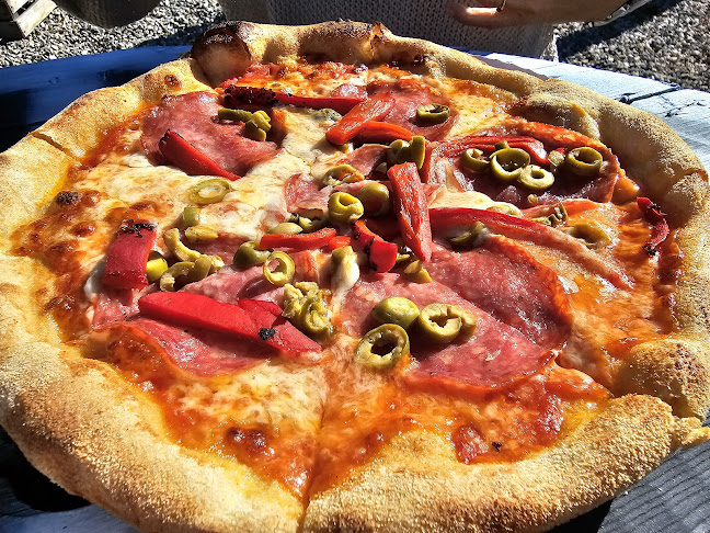 Ugly but Tasty - Wiry