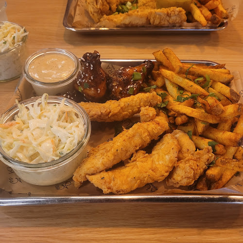 KURA Buffalo Wings & Craft Beer - Gastronomia