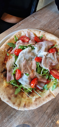 Restauracja Czarny Piec Kościan - Gastronomia