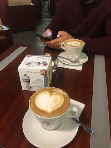 Comentarii opinii despre CAVA Organic Bistro Café Złote Tarasy