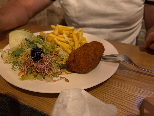 Piwniczna Restauracja & Pub