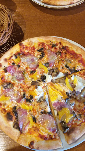 Generała Władysława Sikorskiego 20, 34-400 Nowy Targ