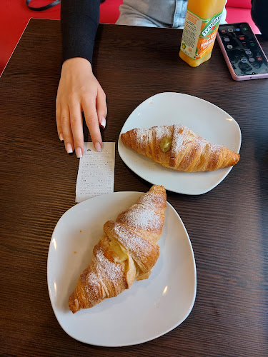 AMORE GUSTO ITALIANO Phone number