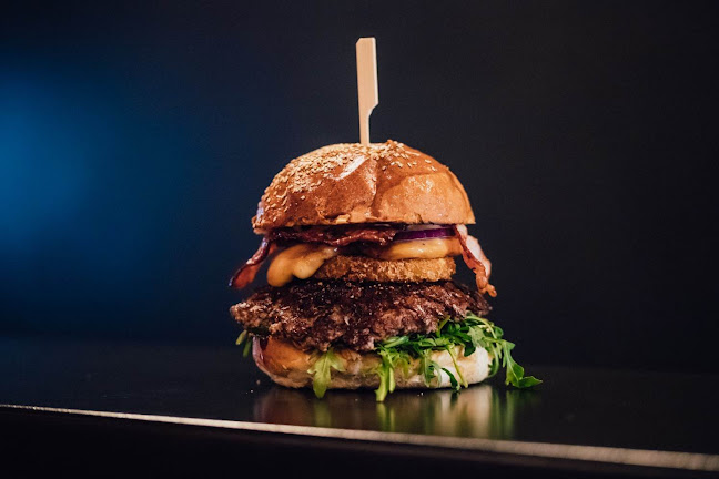 ALE YEAH! BURGER - Gastronomia