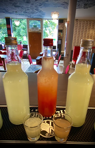 Opinii despre Ministerstwo Śledzia i Wódki în Zabrze - Gastronomia