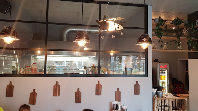 Restauracja Avionetka | Pasta & Burger | Kraków - Gastronomia