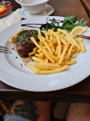 Restauracja Pizzeria Italia - Gastronomia