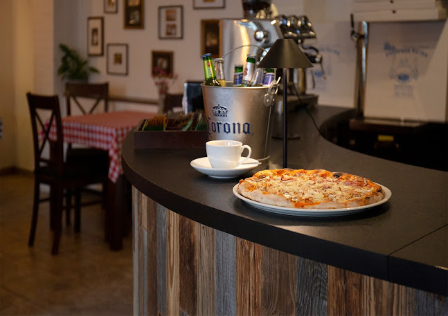 Roma Pizzeria - Gastronomia