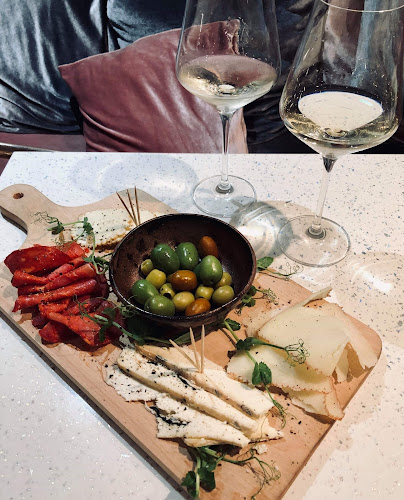 Jackowskiego 36/1, 60-512 Poznań