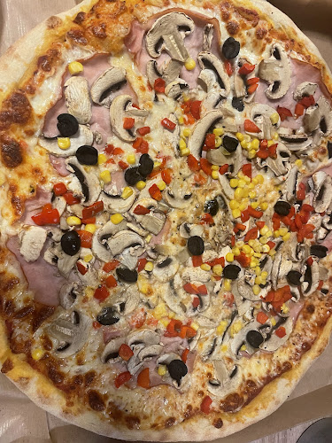 Opinii despre Karrramba Pizzeria Dobrcz în Dobrcz - Gastronomia