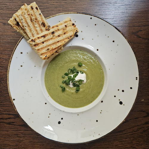 Plac Kazimierza Wielkiego 2, w Pasażu Tertila, 33-100 Tarnów