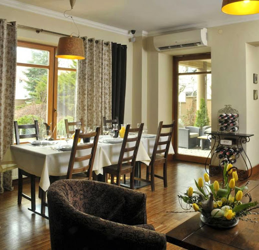 American House Baletowa Restauracja & Pokoje Gościnne - Warszawa