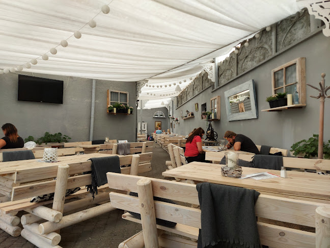 Rio Pizza & Restaurant