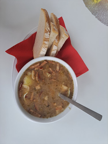 Świętej Elżbiety 6, 41-905 Bytom