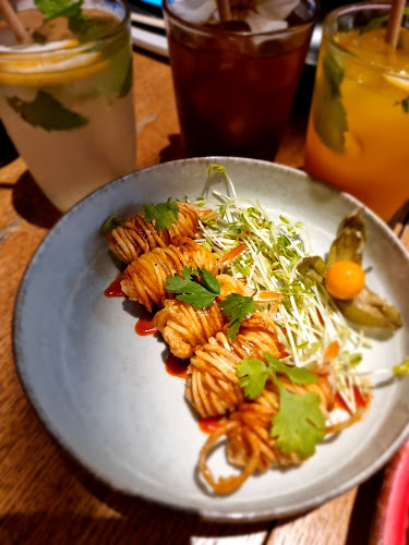 Izumi Japanese Grill & Street Food - Gastronomia