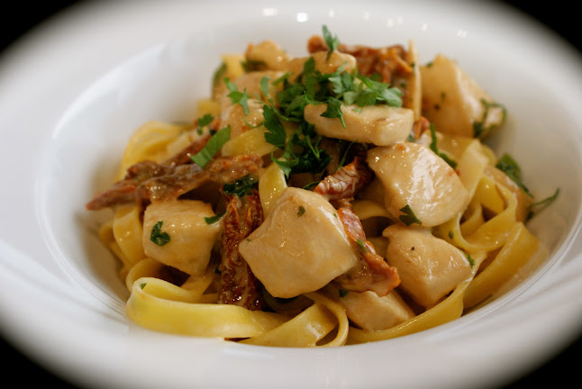 Bohaterów Westerplatte 13, 76-270 Ustka