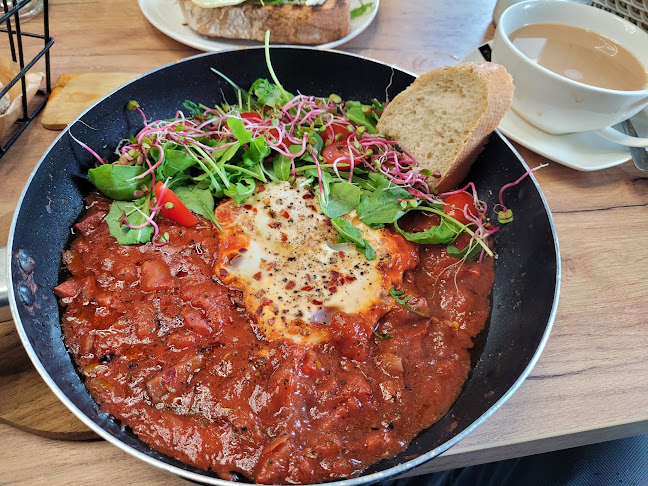 Kwadrans Coffee & Lunch - Gastronomia