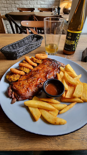 Mostowa 10/1, 87-100 Toruń