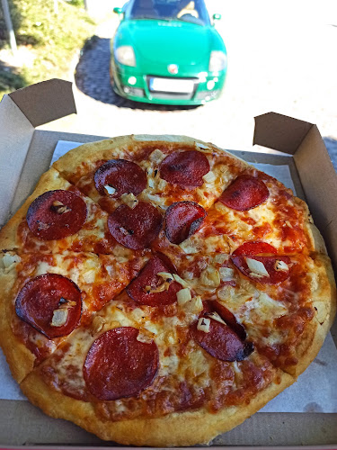 Pizzeria T-Pizza Toruń, Rynek Nowomiejski 2 - Gastronomia