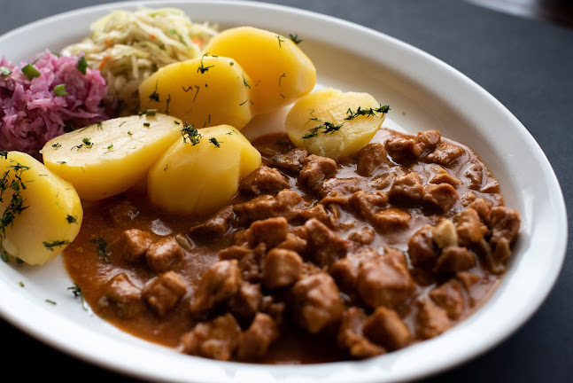 3 Maja 117, 41-500 Chorzów