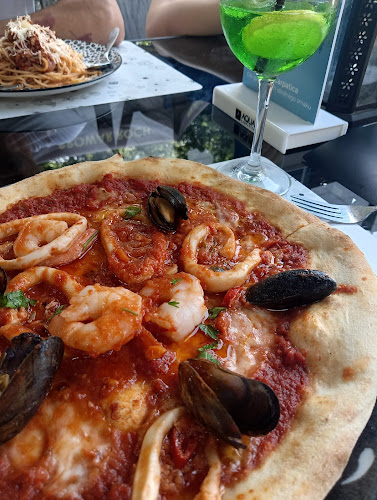Pizzeria e Ristorante Italiano BELLA CIAO - Gastronomia