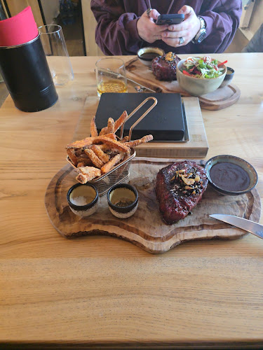 Zacisze 5c/1, 65-775 Zielona Góra