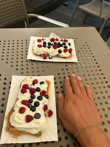 Opinii despre Śnieżka. Mała gastronomia în Busko-Zdrój - Gastronomia