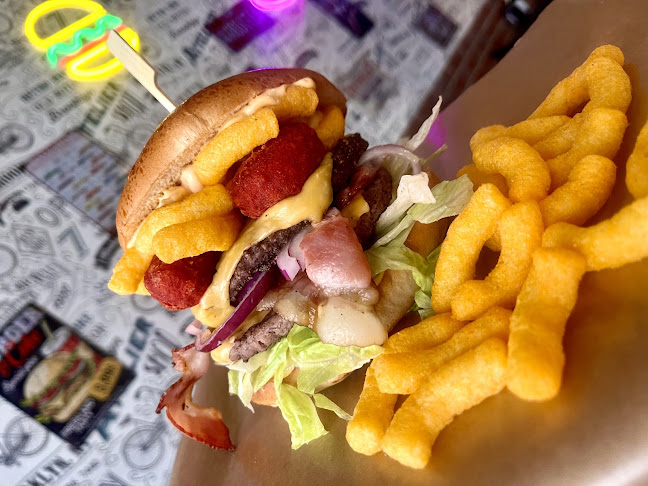 11 Listopada 30A, 42-300 Myszków