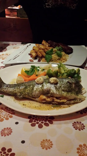 Rogata. Kuchnia lokalna. Kuchnia tradycyjna. Kuchnia beskidzka. Imprezy okolicznościowe.Rezerwacje firmowe. - Gastronomia