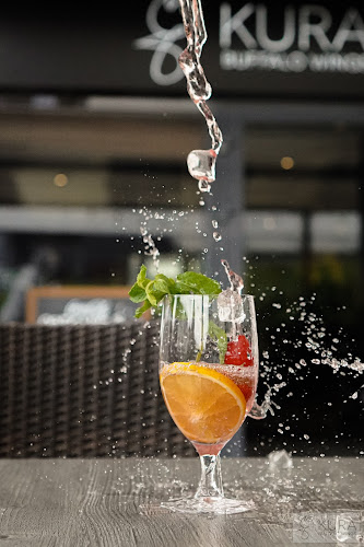 KURA Buffalo Wings & Craft Beer - Gastronomia