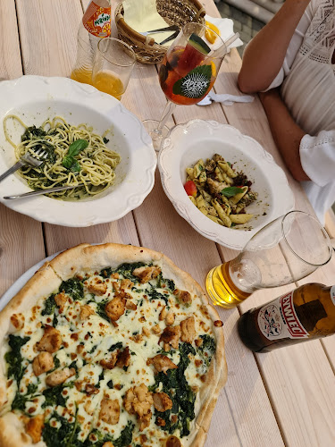 Rio Pizza & Restaurant