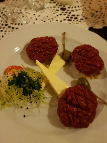 Wąski Dunaj 4/6/8, 00-256 Warszawa