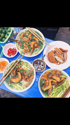 https://www.cowwilanowie.pl/miejsca/gastronomia/1908-bar-thai-and-viet