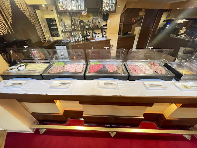 Piramida - Gastronomia