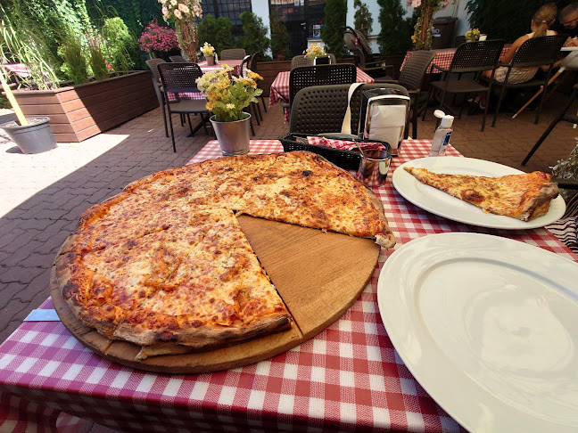 Roma Pizzeria - Gastronomia