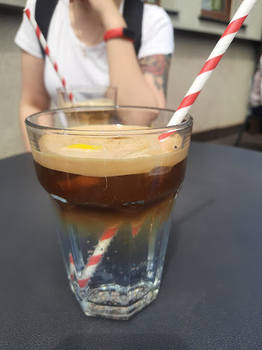 Opinii despre Kawiarnia Lokalnie în Szczecin - Gastronomia