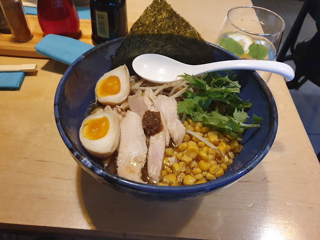 Yetztu Poznań Ramen Noodles - Gastronomia