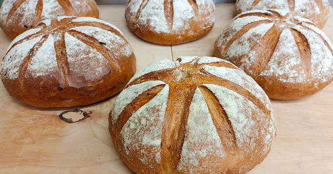 Chrobok-Klimczok Piekarnia Ciastkarnia Wypieki - Bieruń