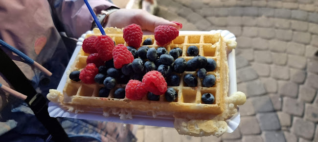 Lodziarnie & kawiarnie Bątkiewicz - Gastronomia